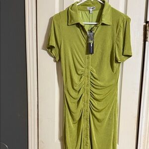 Chartreuse Green Button-Up ruched Dress. Short sleeves.  Feels silky and smooth